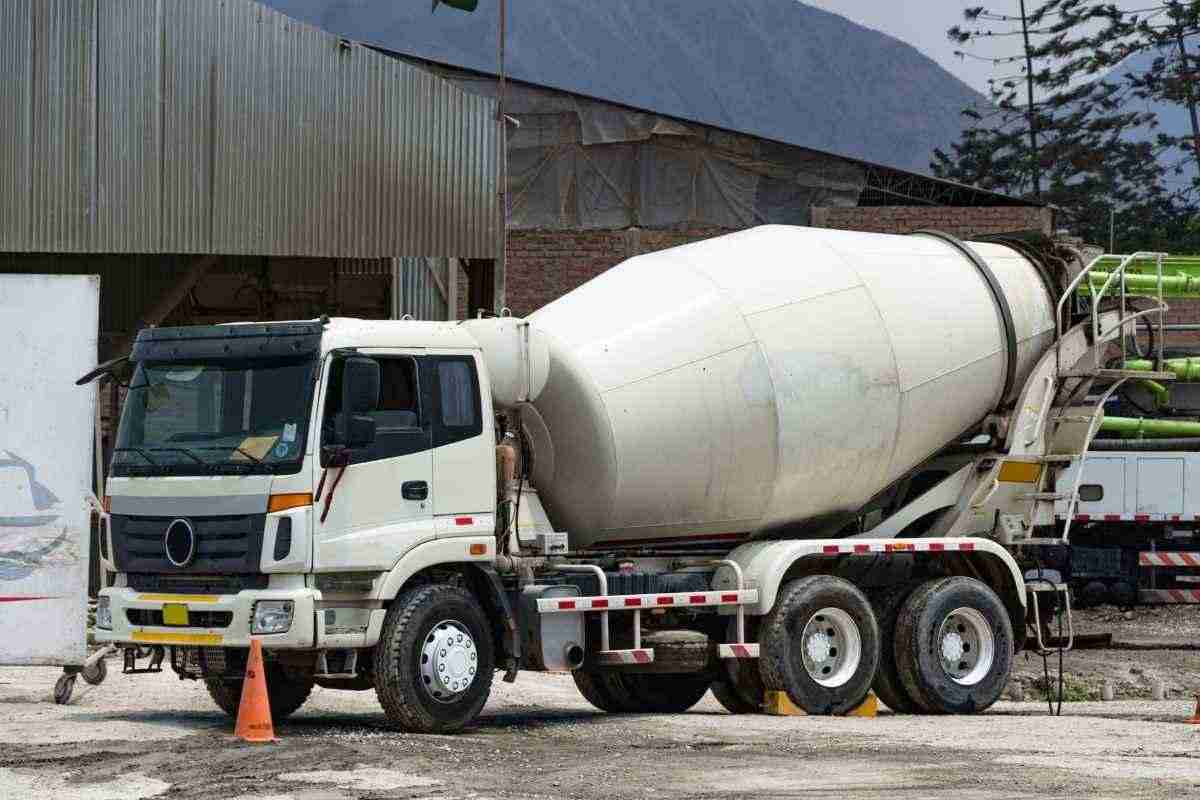 Torino di Sangro, sequestrata l’area del cantiere dopo l’incidente mortale. Sicurezza sul lavoro, nuova tragedia a Torino di Sangro. Tre persone indagate per la morte dell’operaio colpito da una betoniera. 