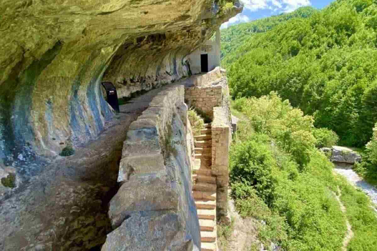 Il futuro del Parco minerario della Maiella al centro di un incontro. Sindaci e istituzioni riuniti per il Parco minerario della Maiella. Maiella, incontro per la valorizzazione del patrimonio minerario. Un vertice per il Parco minerario della Maiella: strategie e progetti. 